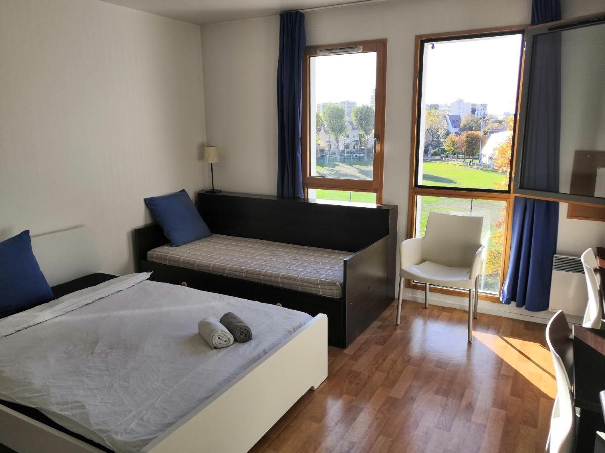 Studio Lumineux 10 Min A La Defense Rueil-Malmaison Buitenkant foto